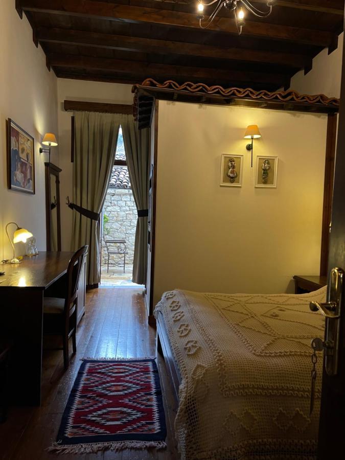 Hotel Mangalemi Berat
